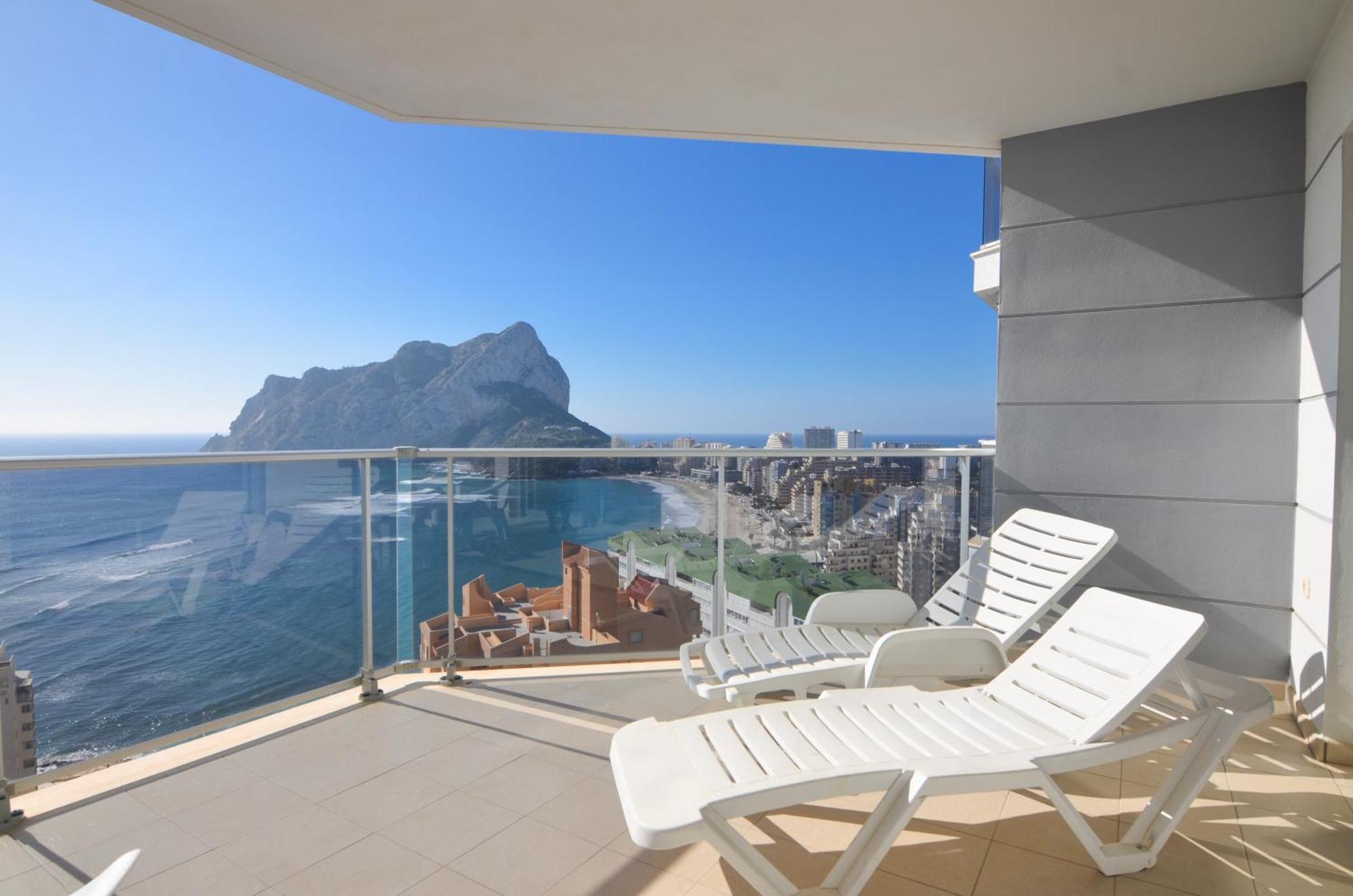 Apartamentos Entremares - Grupo Antonio Perles Кальпе Екстер'єр фото